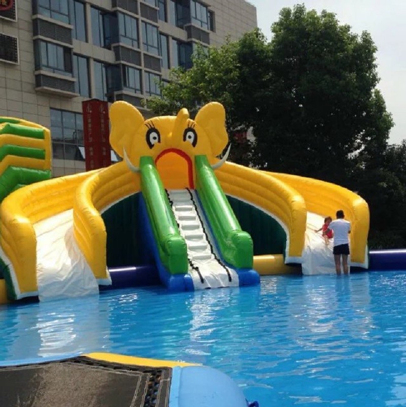 inflatable bouncer